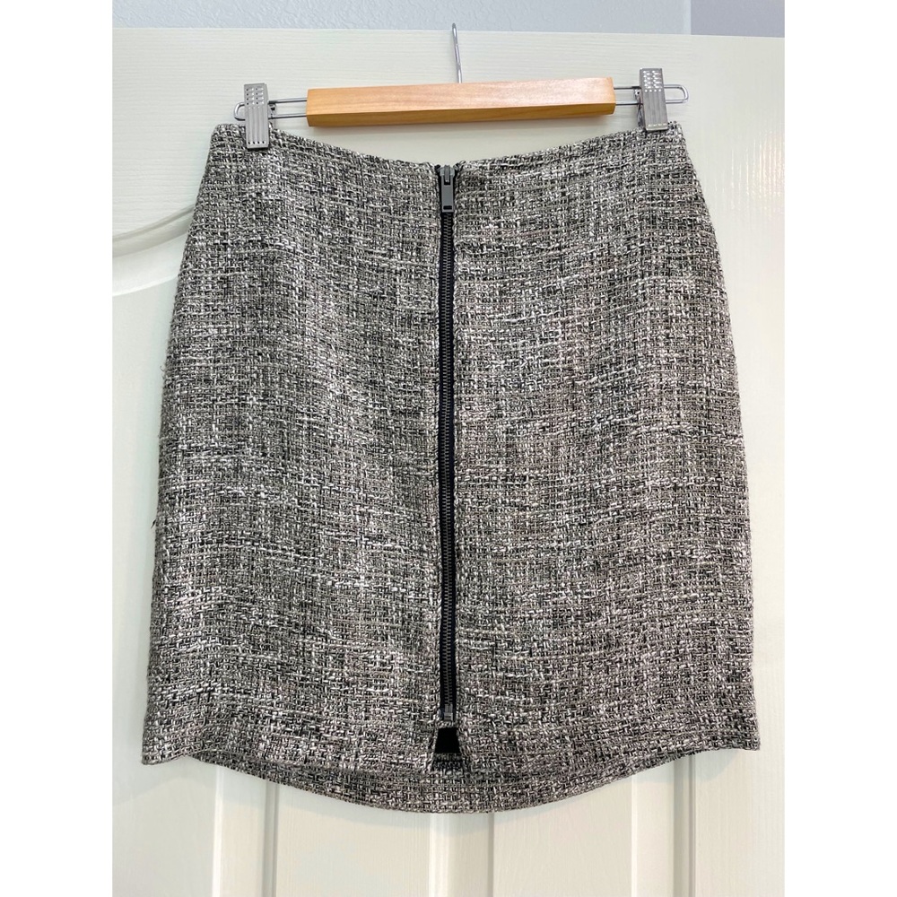 Banana Republic Factory Tweed Zipper Skirt (Size 0)